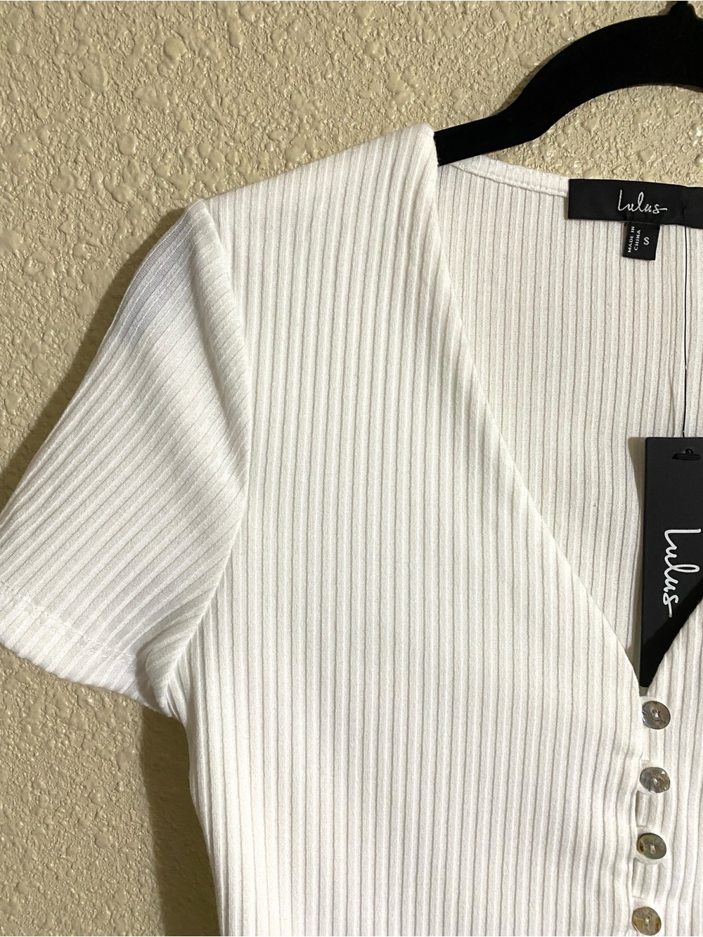 Lulus My Everyday Best White Ribbed Button Front Shirt Sleeve Top Size S NWT - Picture 4 of 11